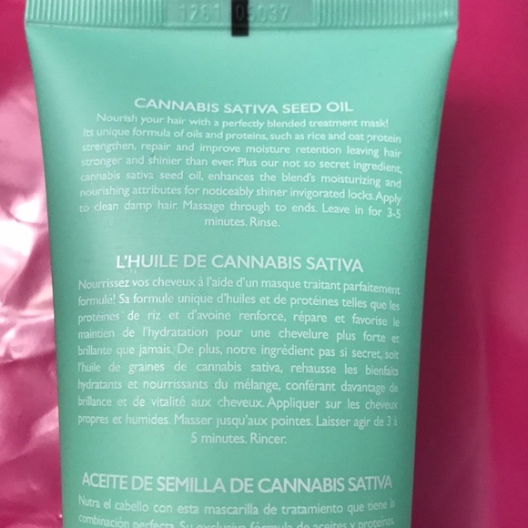 Design Me Gloss.ME Hydrating Treatment Mask 8.5 oz - Picture 3 of 6